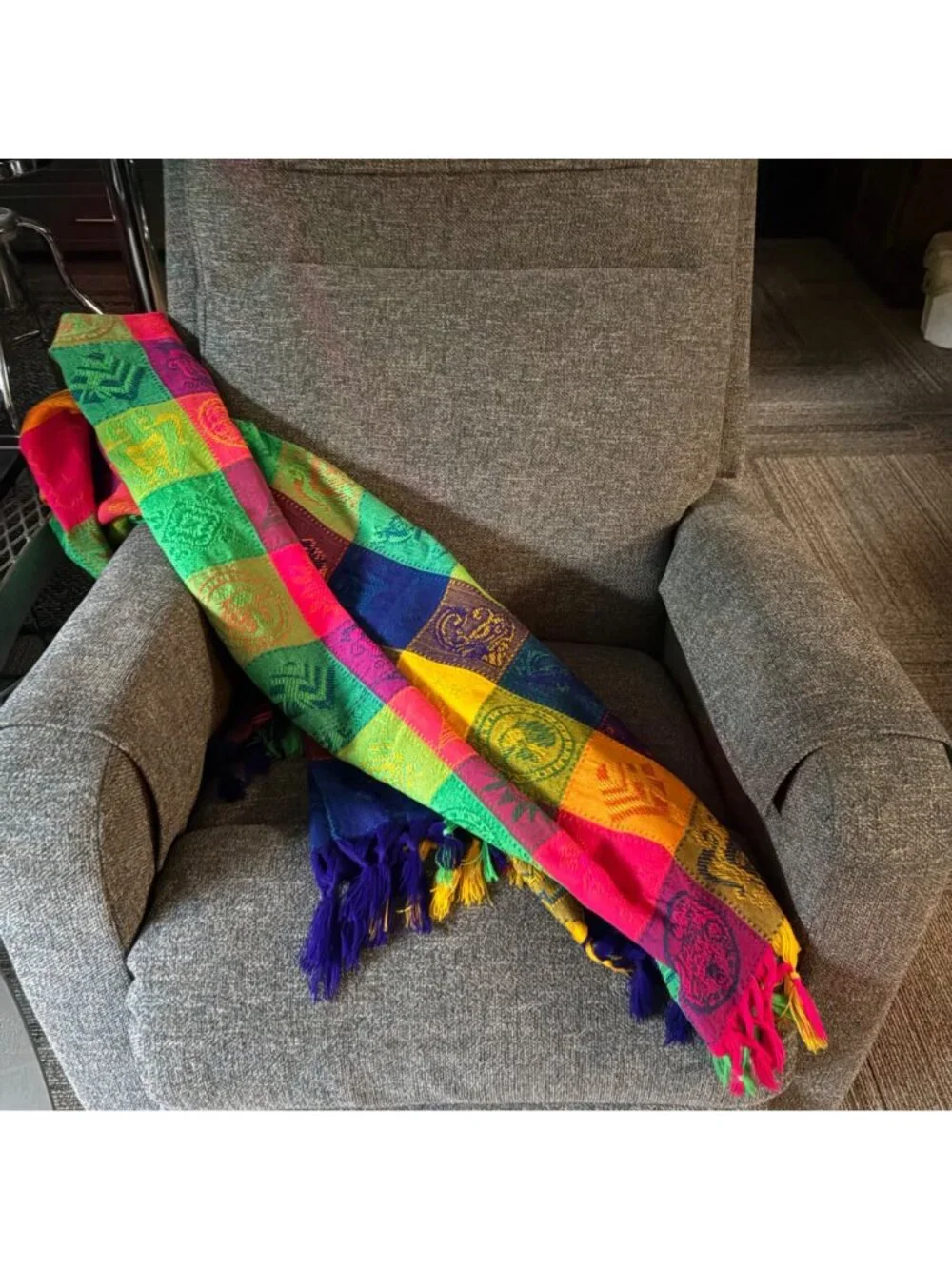 Mexican Woven Throw Colorful Aztec-Inspired Pattern Tassels 58.5 x 86 Tablecloth